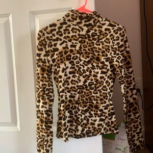 ‼️ACCEPTING ANY OFFER ‼️ Cheetah print long sleeve